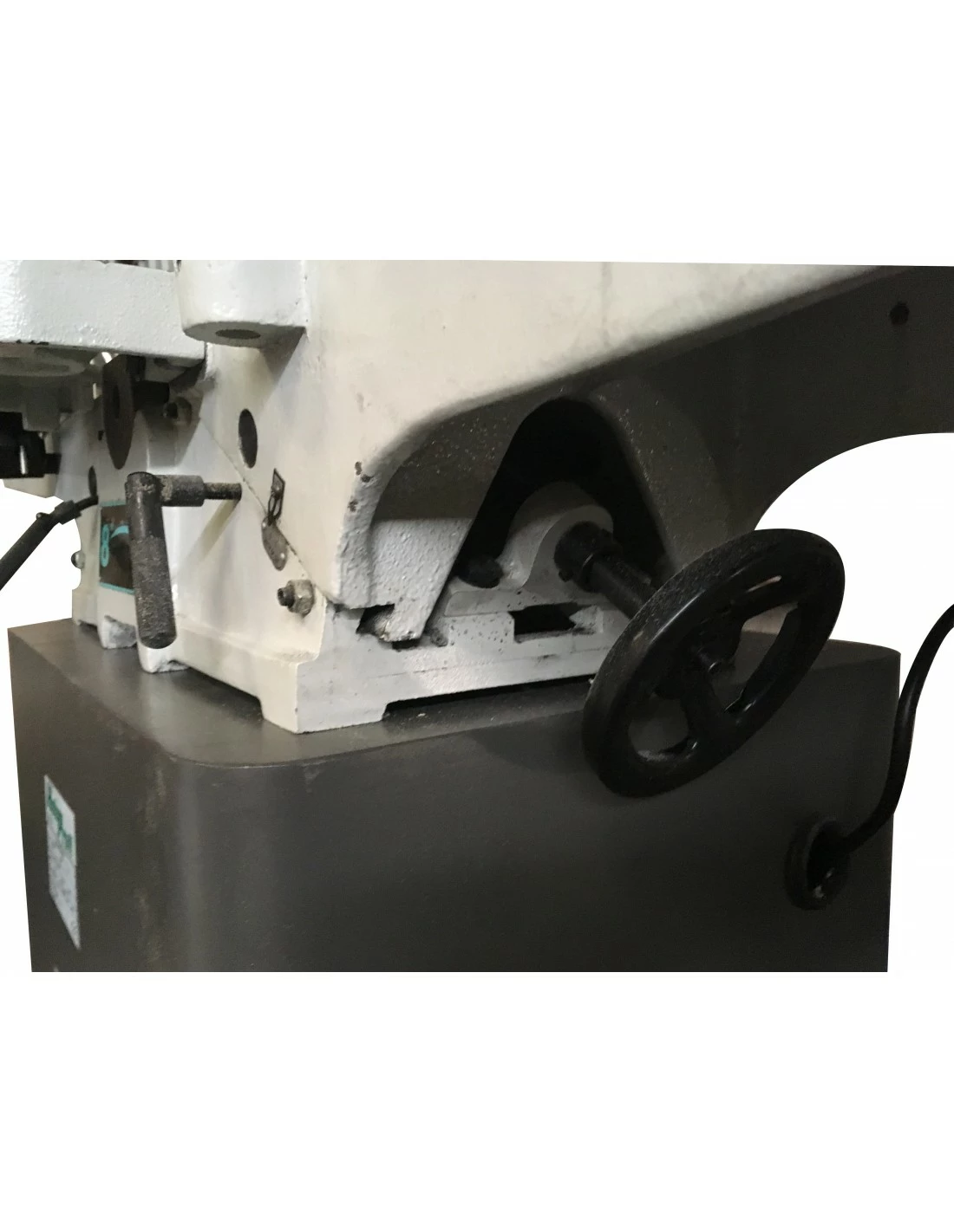 HOLZPROFI MAKER-ZF200 HELI - Dégauchisseuse d'Atelier 200 mm, 2200 W - Machine à Bois Professionnelle – Image 4