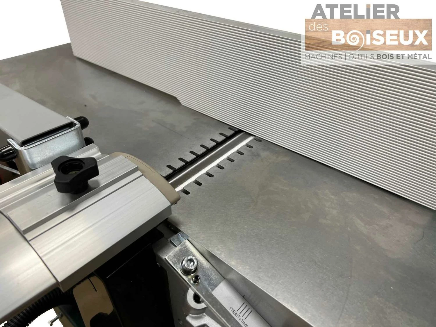 METABO HC 260 C Raboteuse 230V 2200W - Dégauchisseuse-Raboteuse Professionnelle avec Jeu De Lames OFFERT – Image 13