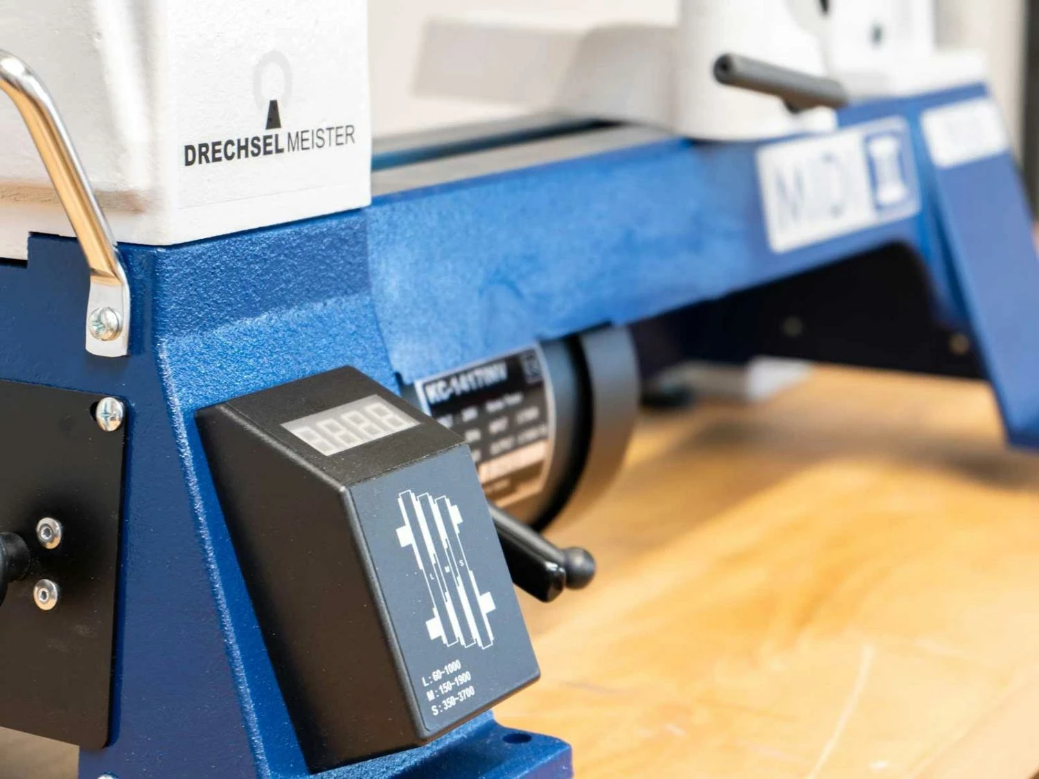 DRECHSELMEISTER - MIDI 2 PLUS - Tour à Bois Miniature 400 mm avec Convertisseur, Mandrin Nova G3 et Rallonge de Banc 280 mm – Image 8