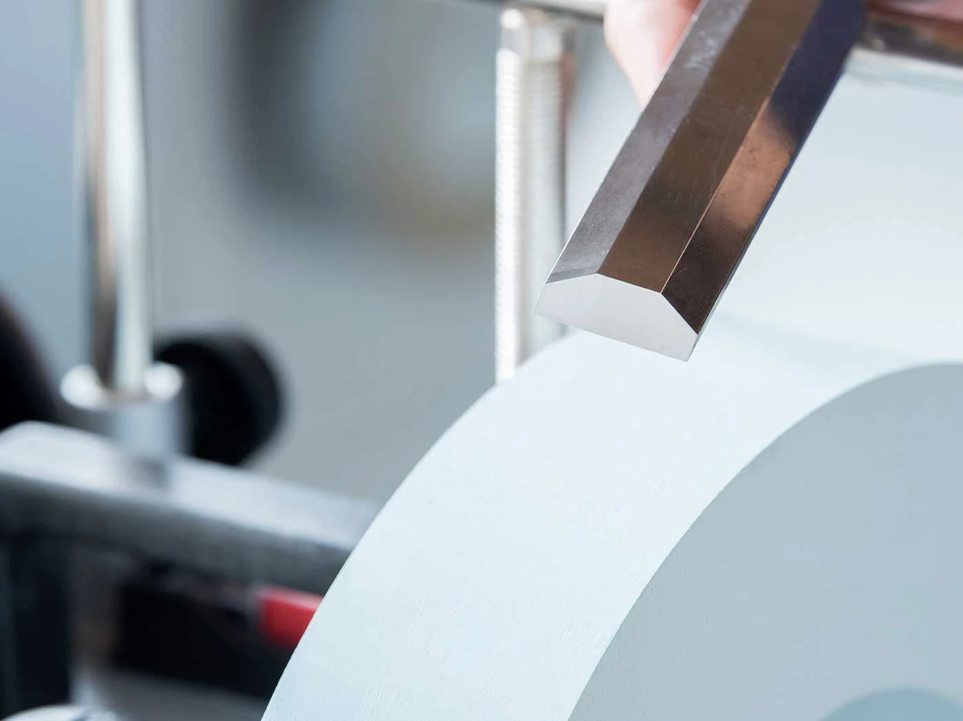 Tormek SJ-200 - Pierre à eau japonaise pour affûteuses Tormek - Accessoire d'affûtage haute précision – Image 2